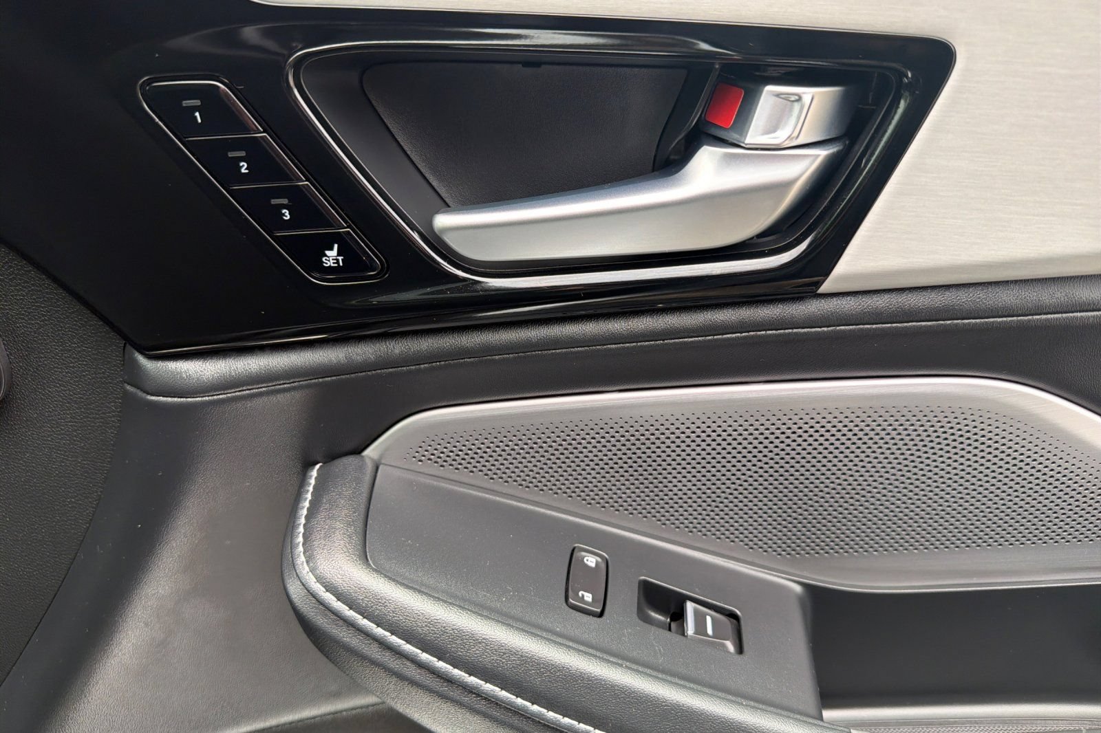 Used 2026 Acura MDX FWD w/ Technology Package image 21
