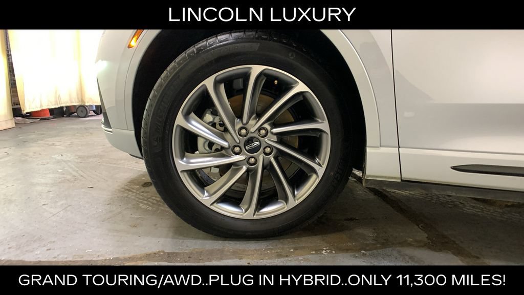 Used 2025 Lincoln Corsair Grand Touring w/ Towing Package AWD/4WD image 43
