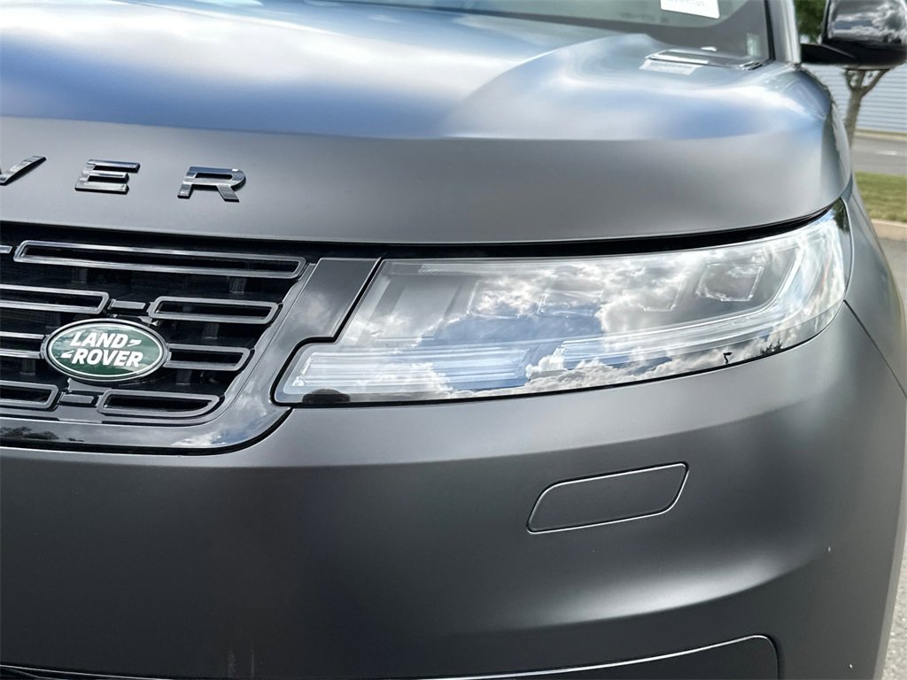 New 2025 Land Rover Range Rover Sport Dynamic SE image 7