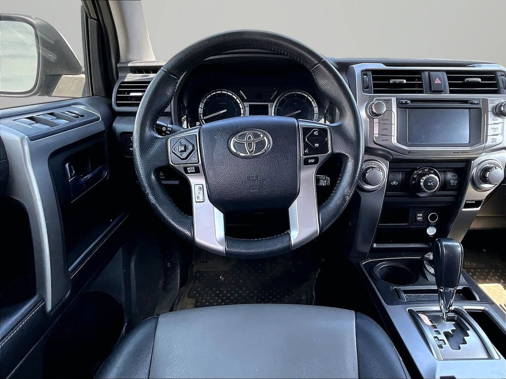 Used 2017 Toyota 4Runner SR5 Premium AWD/4WD image 5