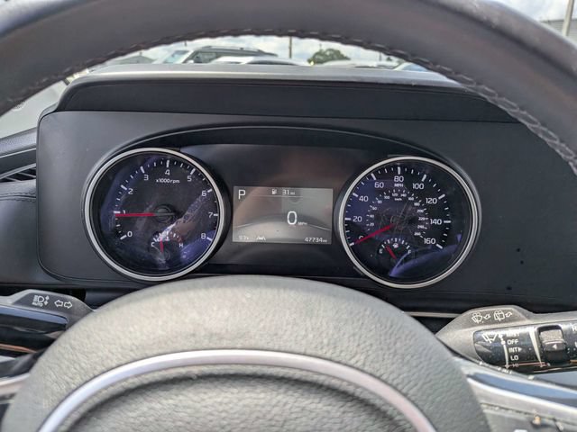 Used 2024 Kia Carnival LX FWD image 28