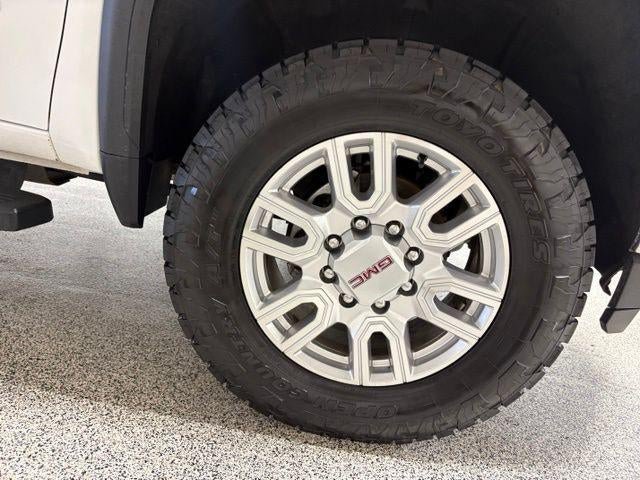 Used 2023 GMC Sierra 2500 SLT w/ SLT Premium Package AWD/4WD image 34