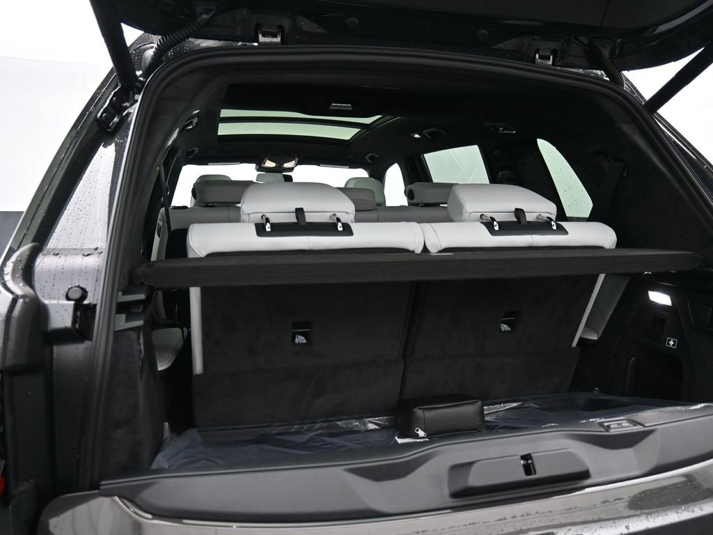 New 2026 BMW X7 xDrive40i image 9