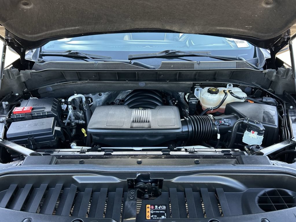 Used 2022 Chevrolet Silverado 1500 LT AWD/4WD image 29
