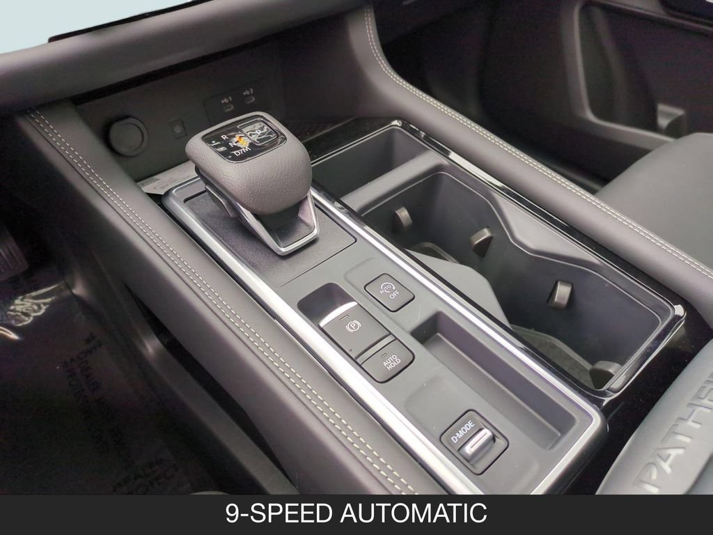 New 2026 Nissan Pathfinder Platinum FWD image 21