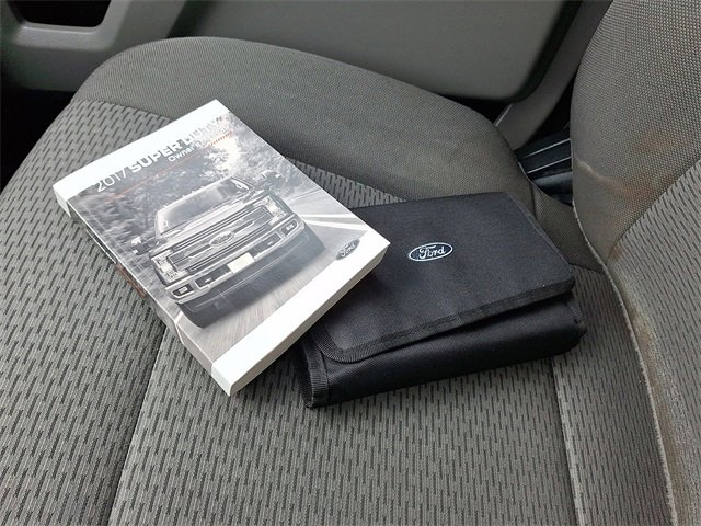 Used 2017 Ford F250 XLT w/ XLT Value Package image 26