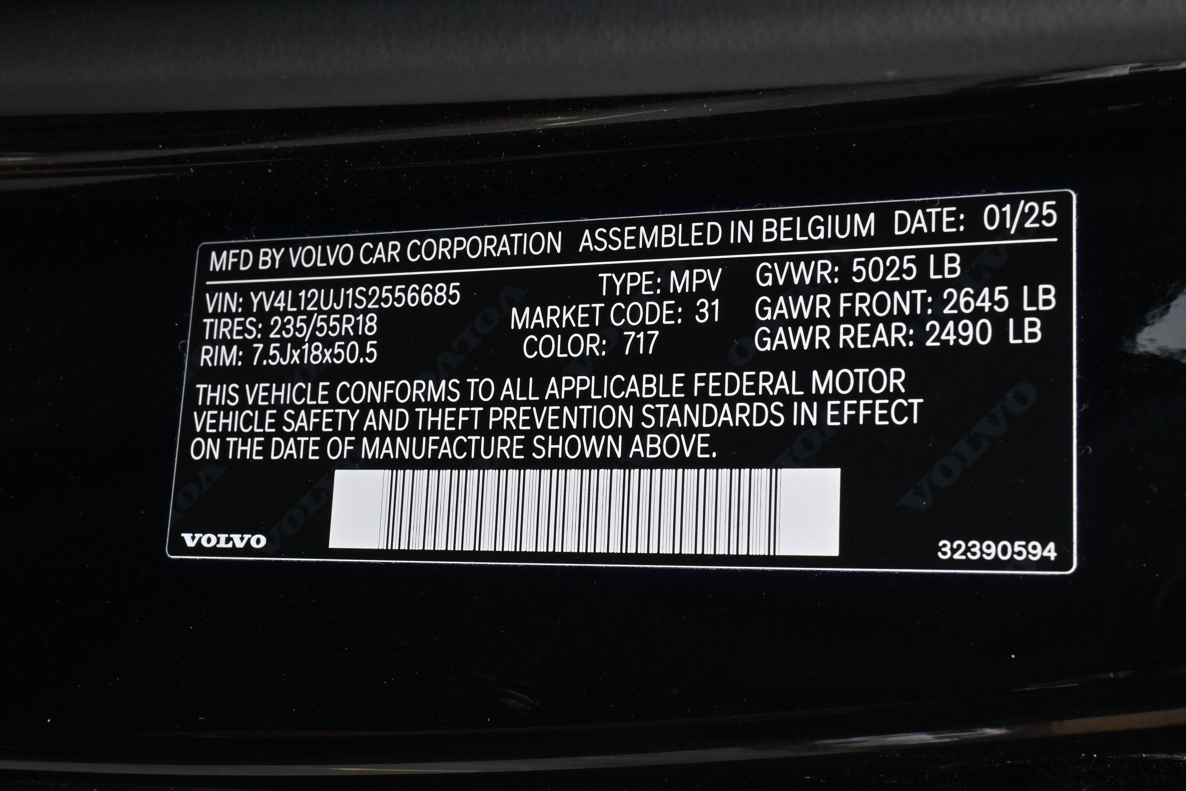 Used 2025 Volvo XC40 B5 Core image 39