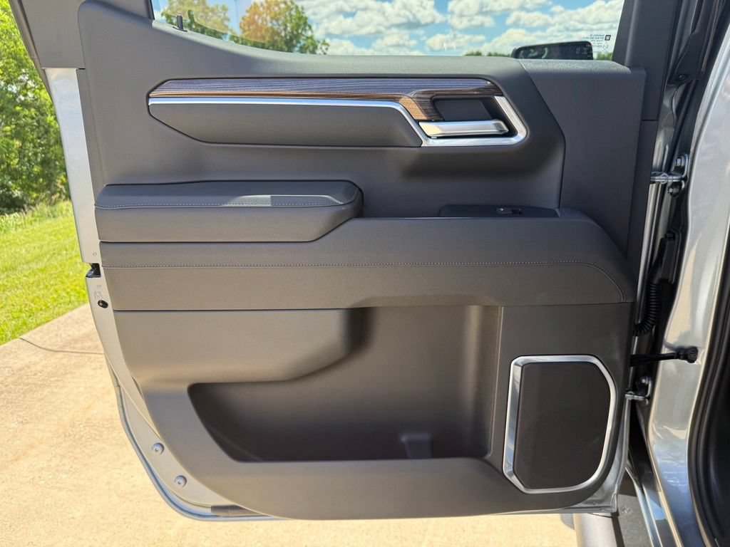 New 2026 Chevrolet Silverado 1500 RST w/ RST Select Package AWD/4WD image 11