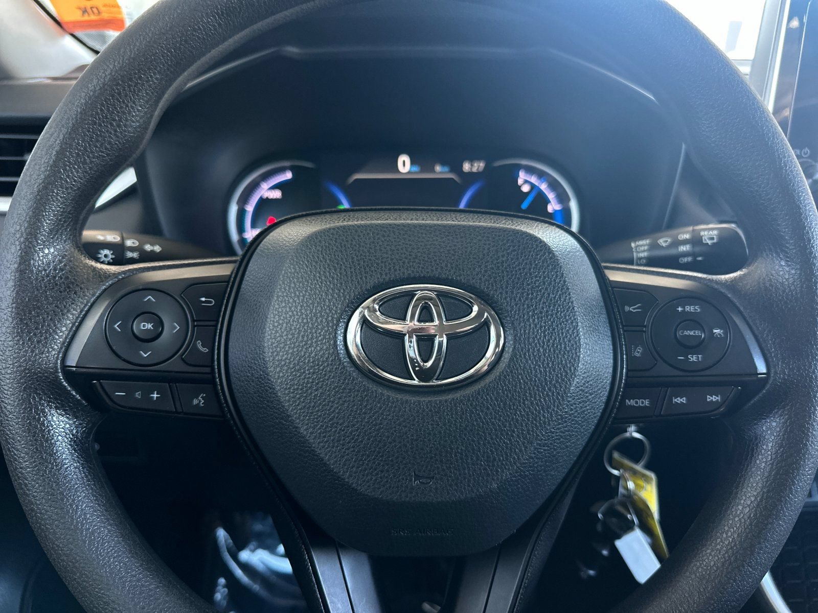 Used 2024 Toyota RAV4 LE AWD/4WD image 20
