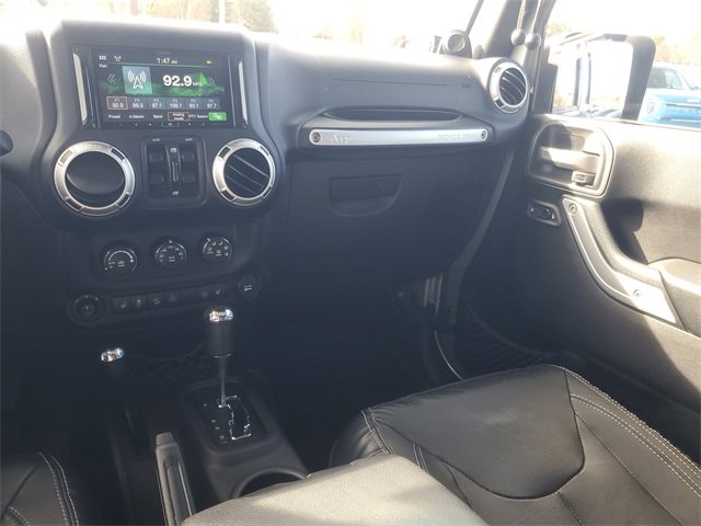 Used 2014 Jeep Wrangler Unlimited Sahara w/ Max Tow Package image 14