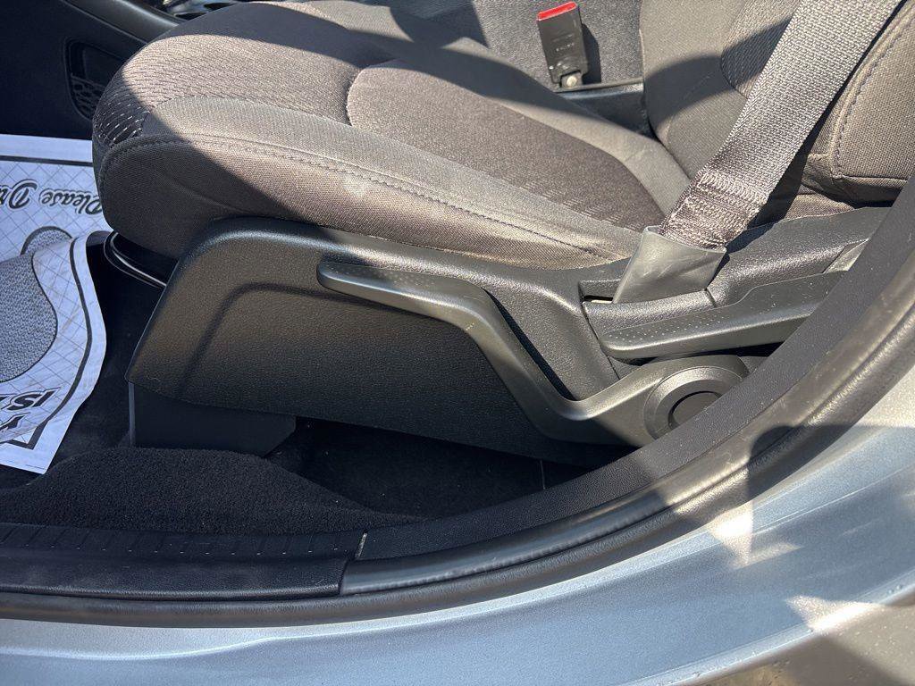 Used 2018 Dodge Journey SE w/ Popular Equipment Group FWD image 15