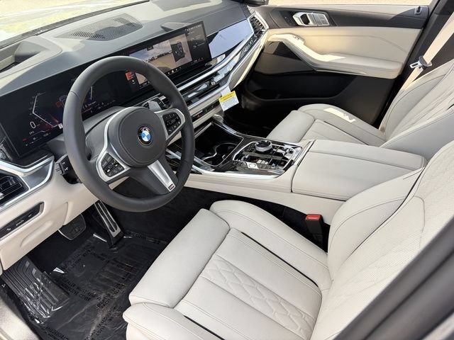 New 2027 BMW X7 xDrive40i w/ M Sport Package AWD/4WD image 18
