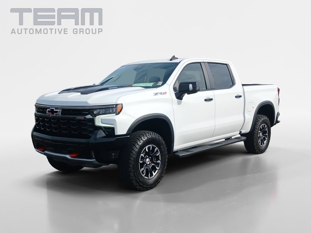 Used 2025 Chevrolet Silverado 1500 ZR2 w/ Technology Package AWD/4WD image 3