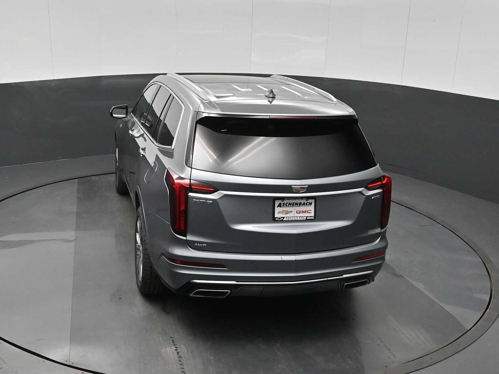 Used 2022 Cadillac XT6 Premium Luxury image 15