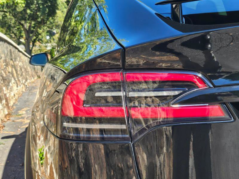 Used 2023 Tesla Model X AWD/4WD image 28