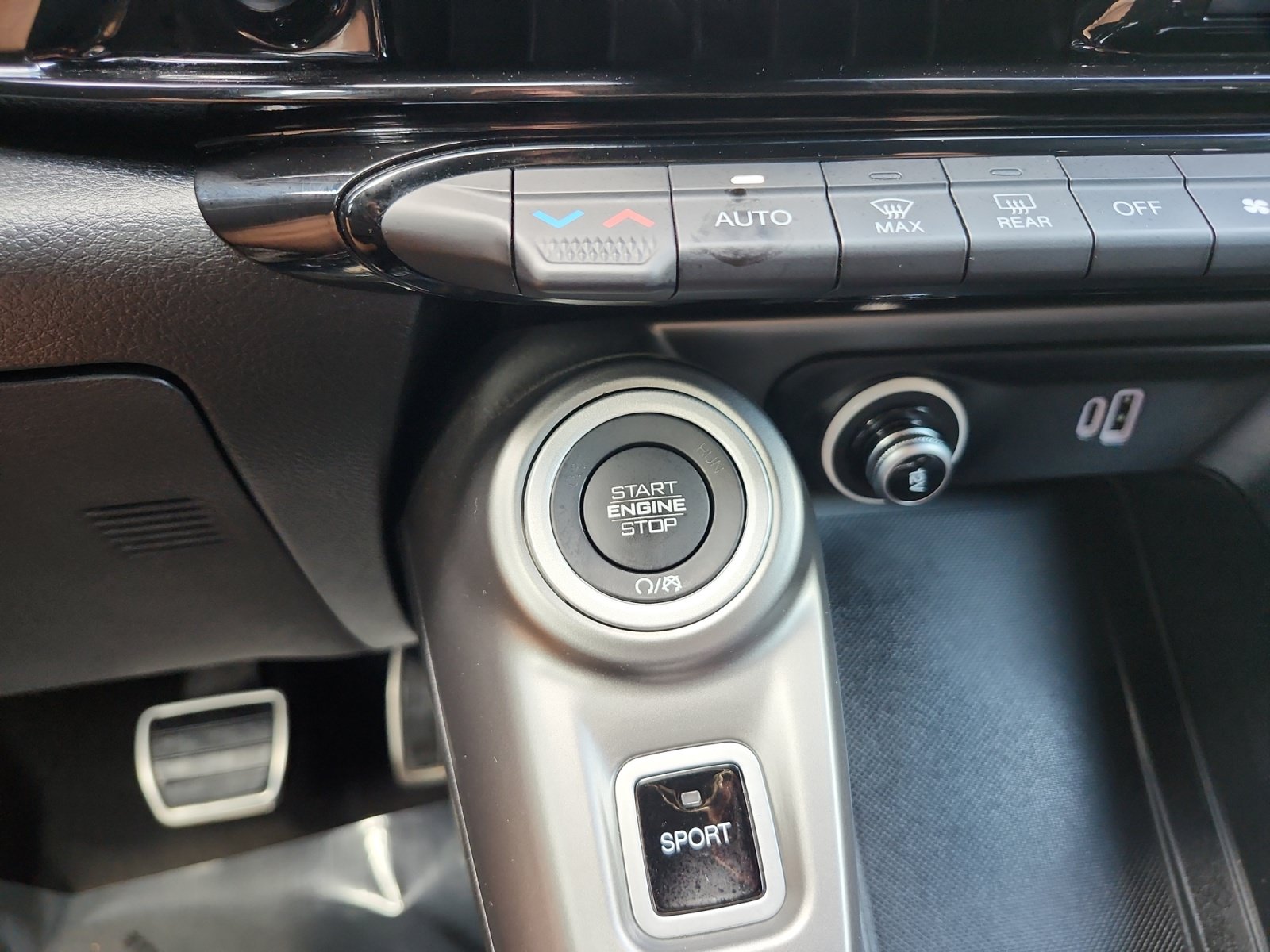 Used 2024 Dodge Hornet R/T AWD/4WD image 19
