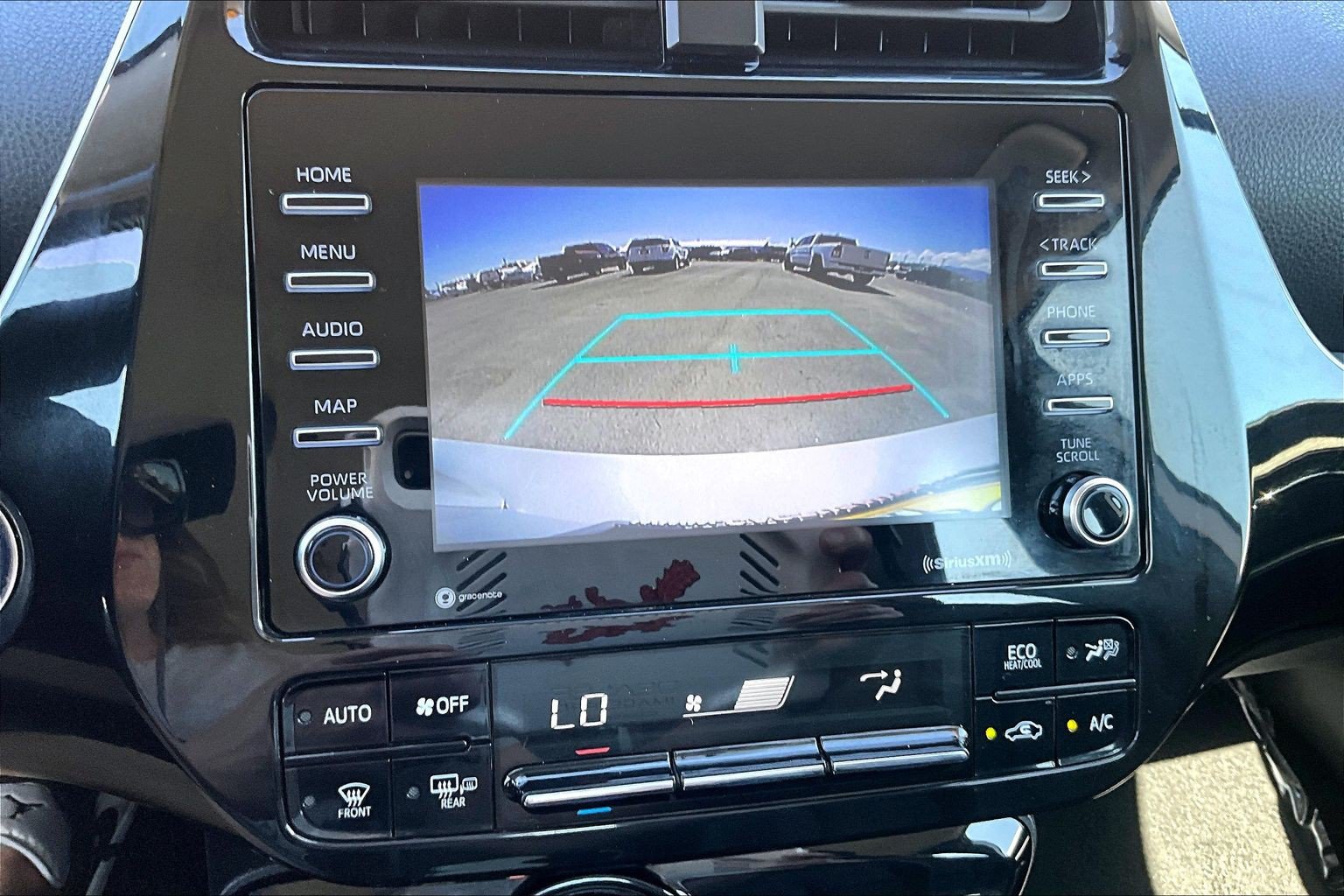 Used 2022 Toyota Prius XLE FWD image 22