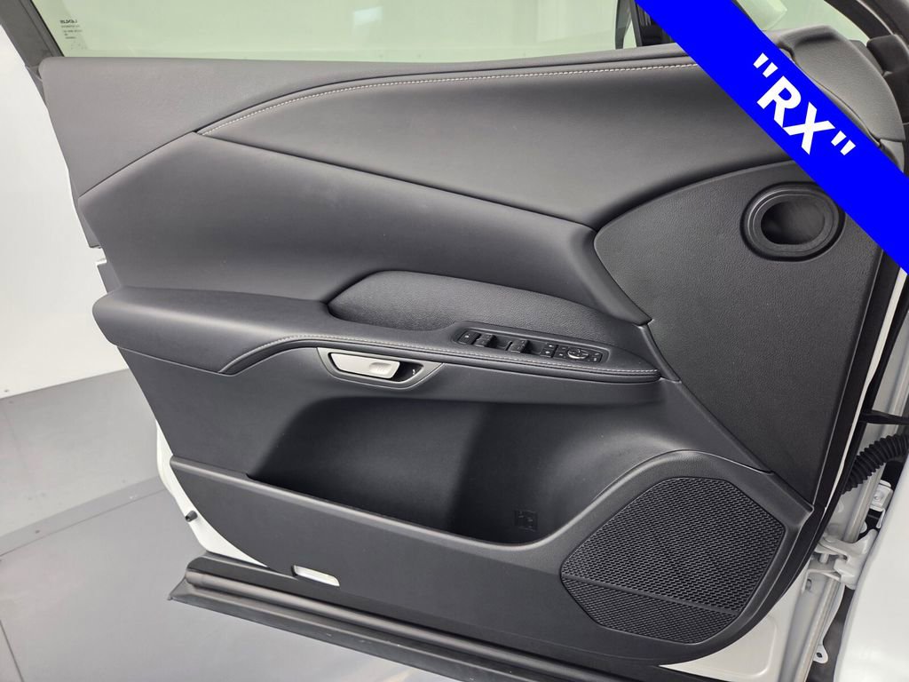 Used 2024 Lexus RX 350 FWD w/ Technology Package image 27