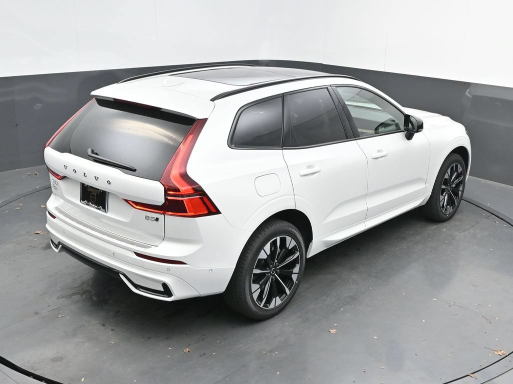 New 2026 Volvo XC60 B5 Plus w/ Protection Package Premier AWD/4WD image 26