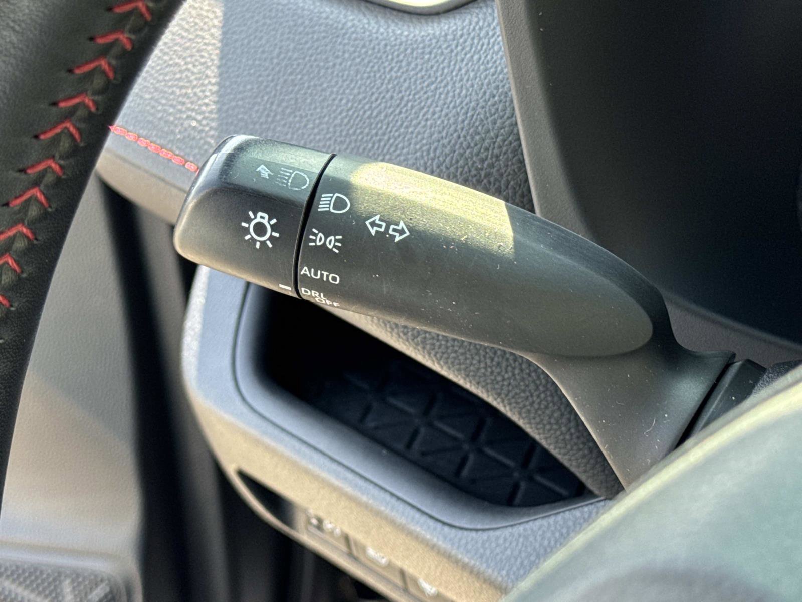 Used 2022 Toyota RAV4 XSE w/ Weather Package image 9