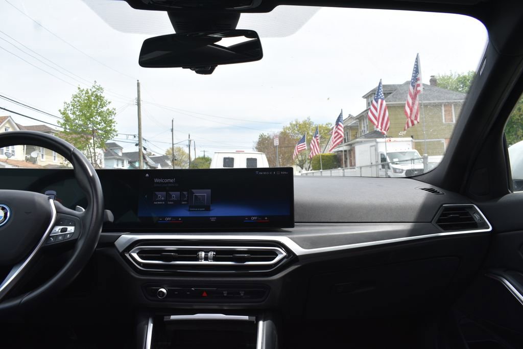Used 2024 BMW 330e RWD image 32