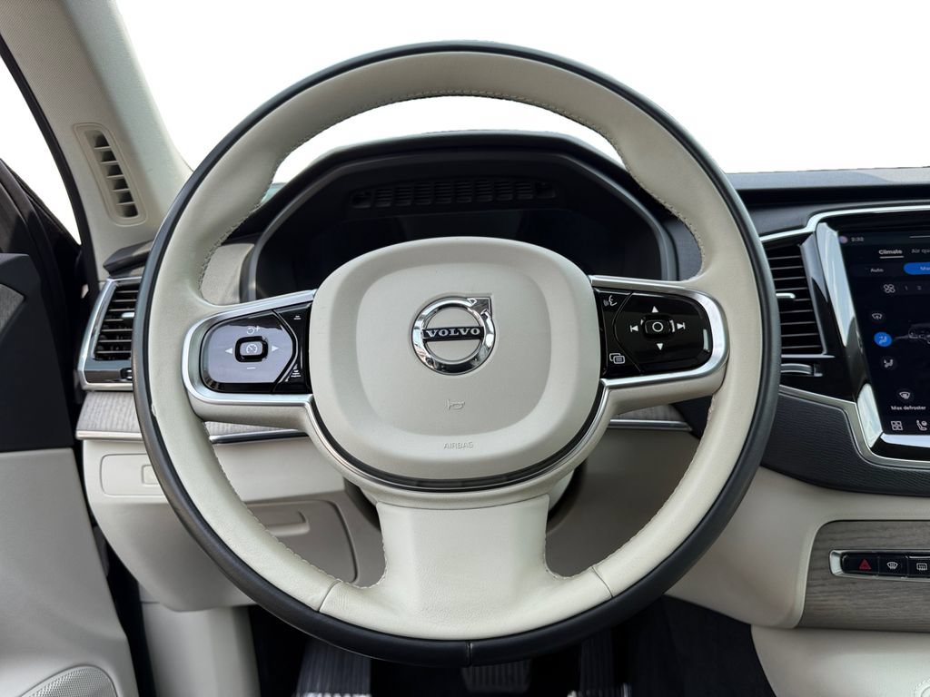 Used 2023 Volvo XC90 B6 Plus w/ Protection Package Premier AWD/4WD image 12