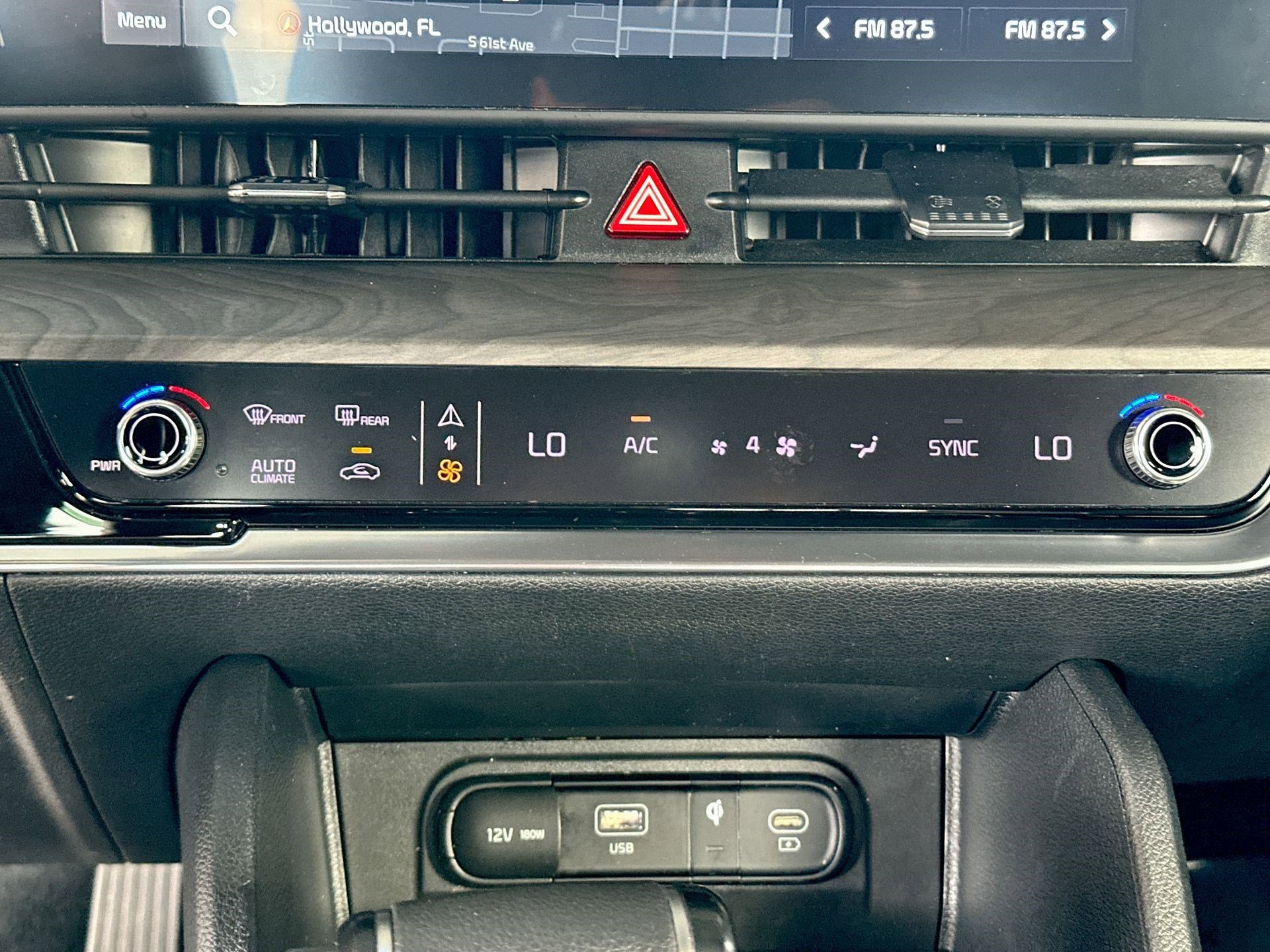 Used 2023 Kia Sportage X-Line w/ X-Line Premium Package image 17