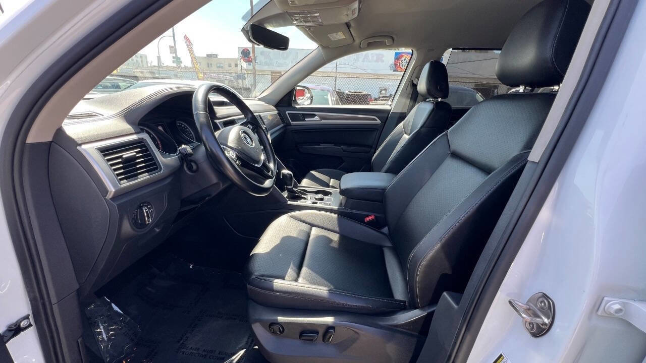 Used 2018 Volkswagen Atlas SE AWD/4WD image 17