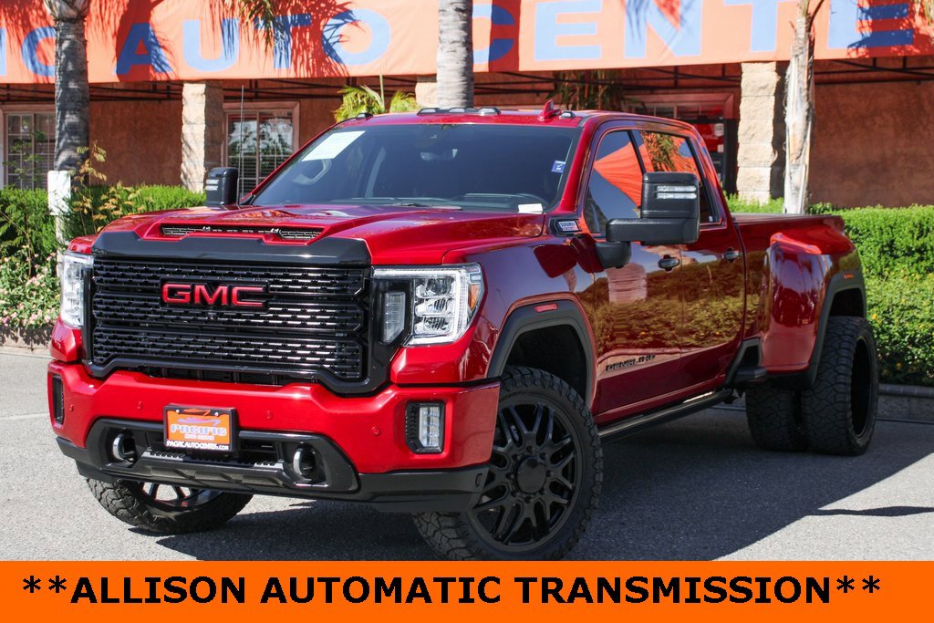 Used 2023 GMC Sierra 3500 Denali w/ Denali Ultimate Package image 4