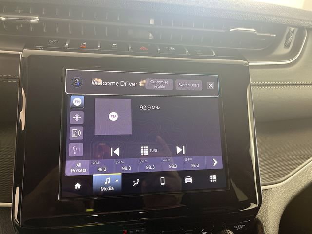 New 2025 Jeep Grand Cherokee Laredo image 18