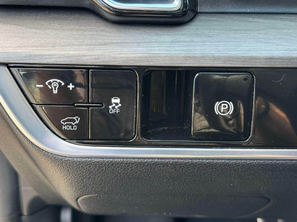 Used 2024 Kia Sportage X-Pro AWD/4WD image 19