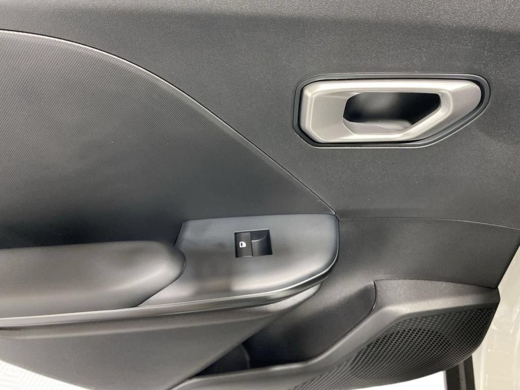 New 2026 Kia K4 FWD image 25