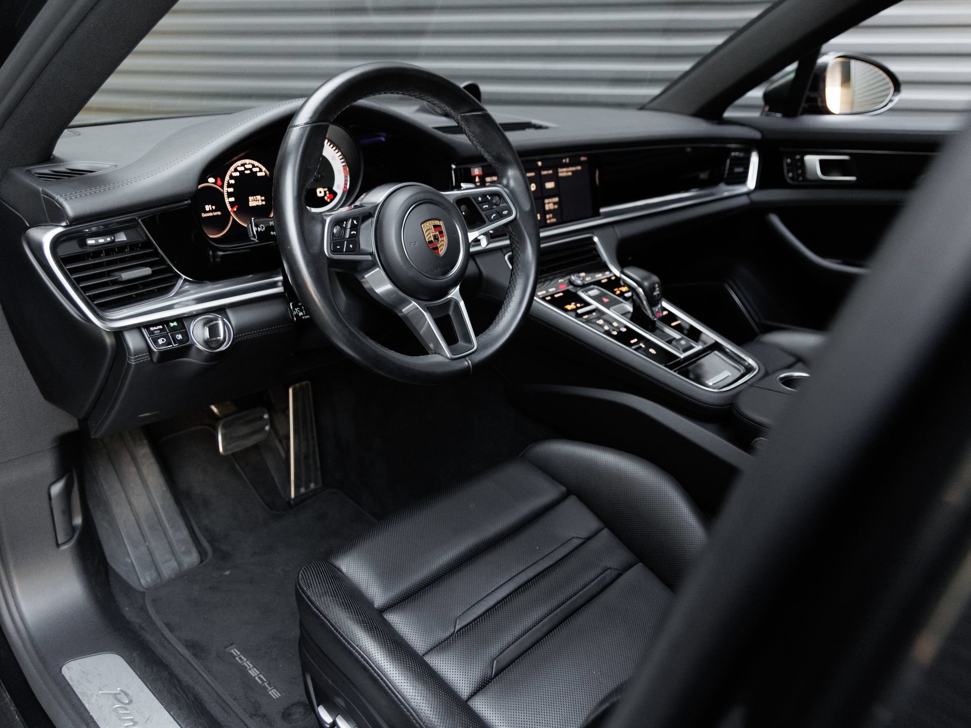 Certified 2018 Porsche Panamera 4S AWD/4WD image 4