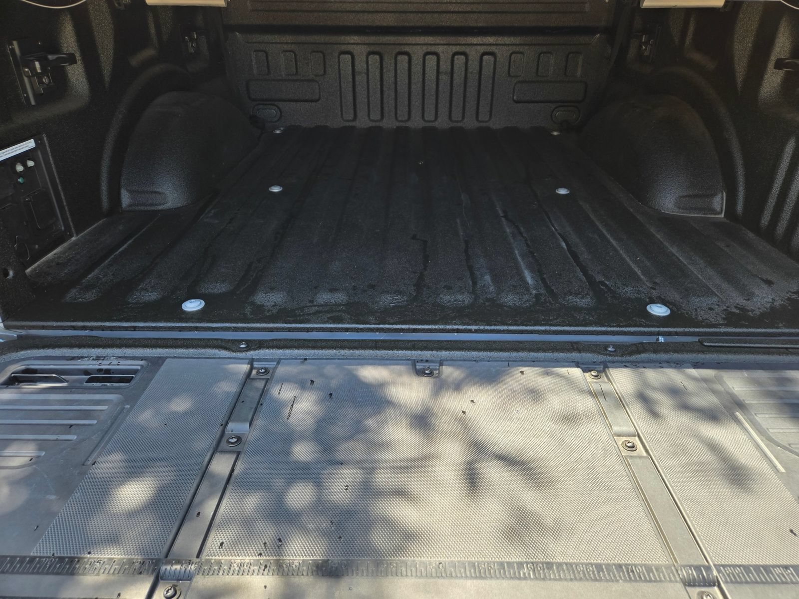 Used 2022 Ford F150 Lariat w/ Max Trailer Tow Package AWD/4WD image 27