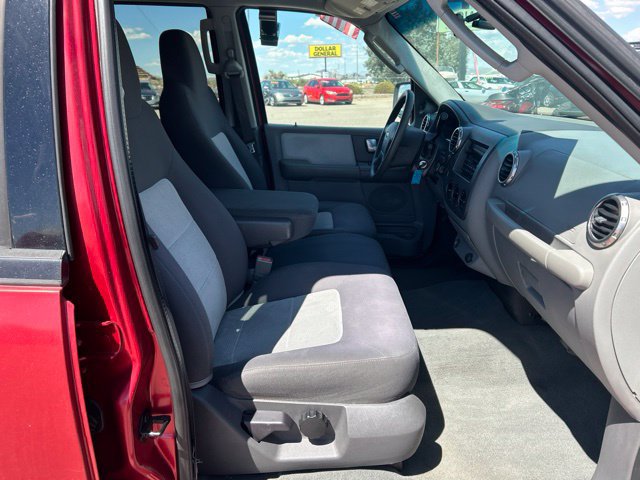 Used 2004 Ford Expedition XLS RWD image 7