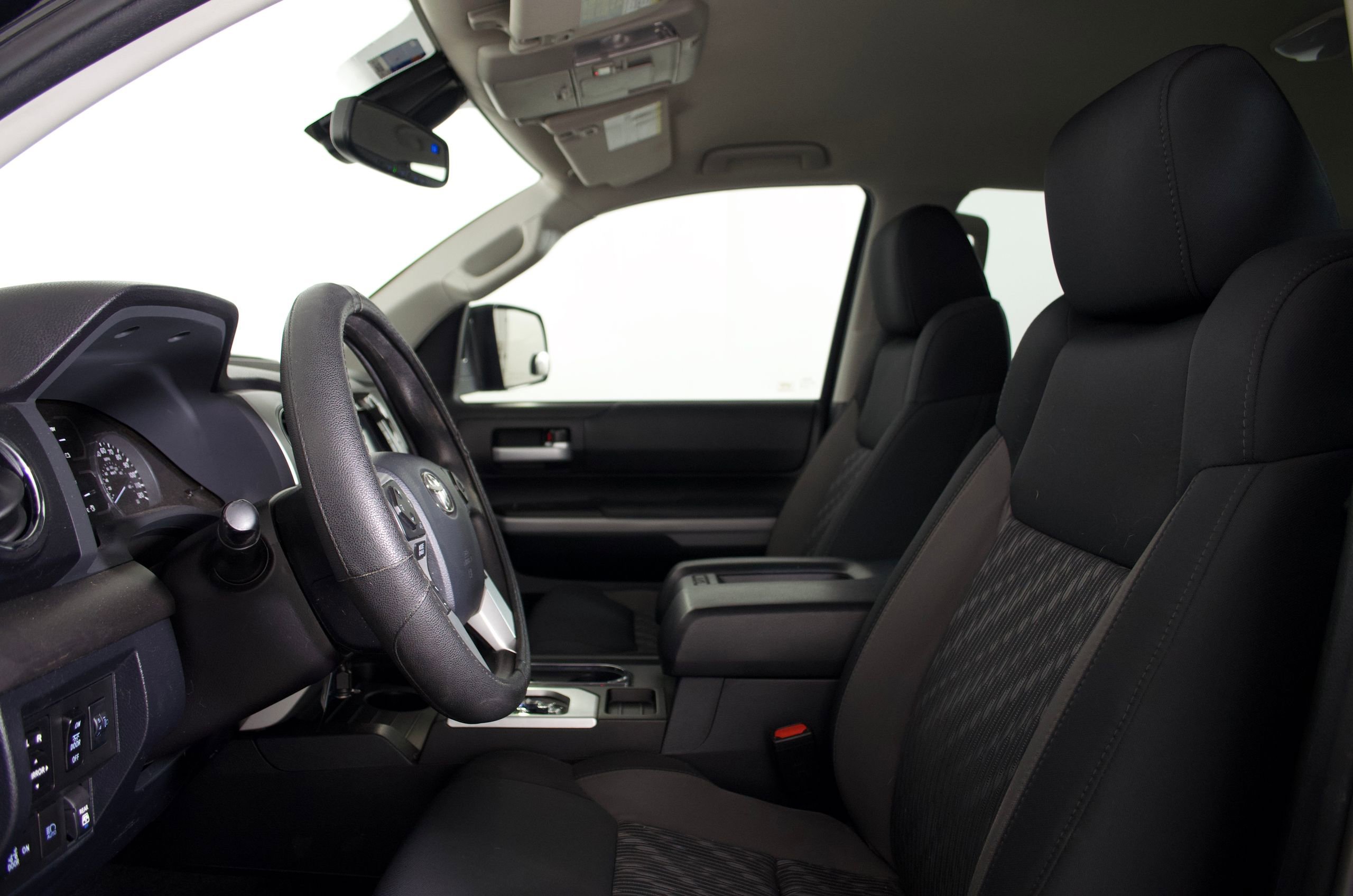 Used 2020 Toyota Tundra SR5 w/ SR5 Upgrade Package AWD/4WD image 12