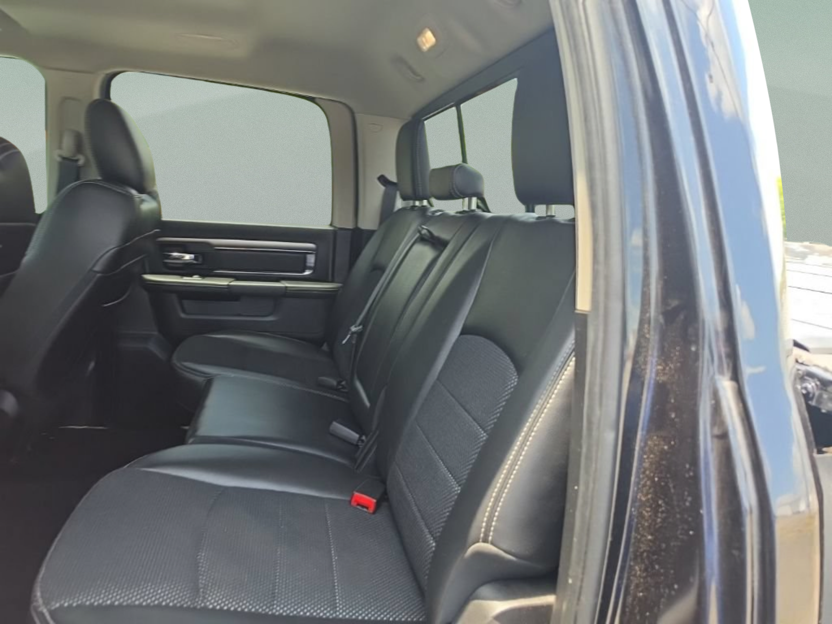 Used 2016 RAM 1500 Sport w/ Black Ram 1500 Sport Group AWD/4WD image 23