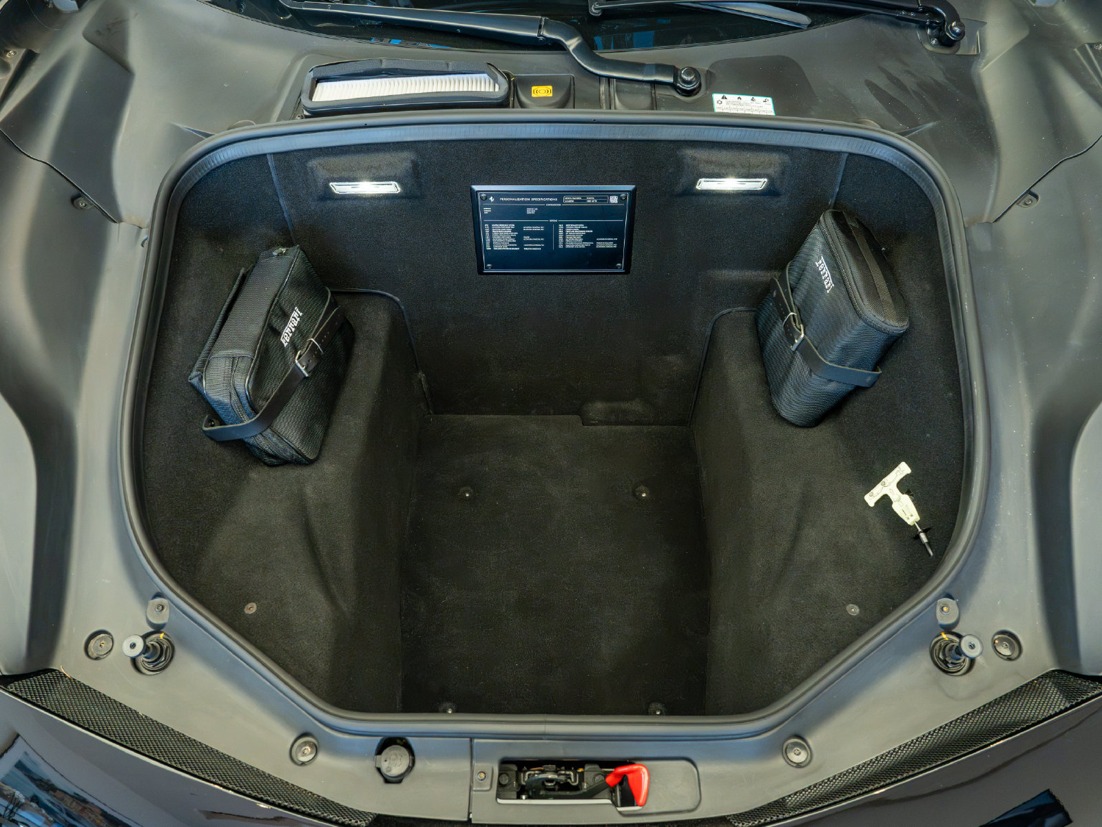 Certified 2018 Ferrari 488 GTB RWD image 22