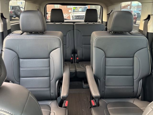 Used 2023 GMC Acadia Denali w/ Denali Technology Package image 38