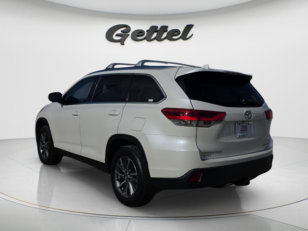 Used 2019 Toyota Highlander XLE AWD/4WD image 7
