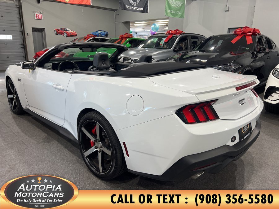 Used 2024 Ford Mustang GT Premium RWD image 4