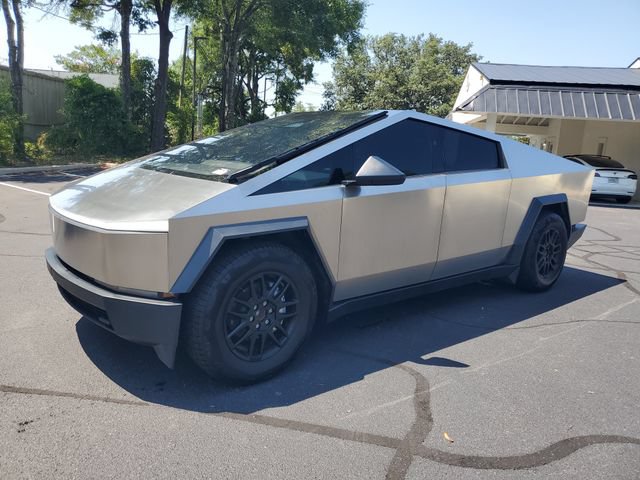 Used 2025 Tesla Cybertruck AWD Crew Cab image 2