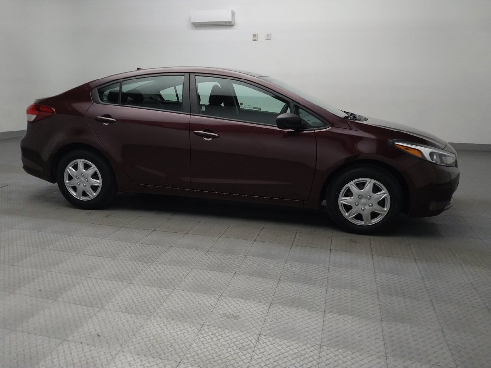 Used 2018 Kia Forte LX image 11