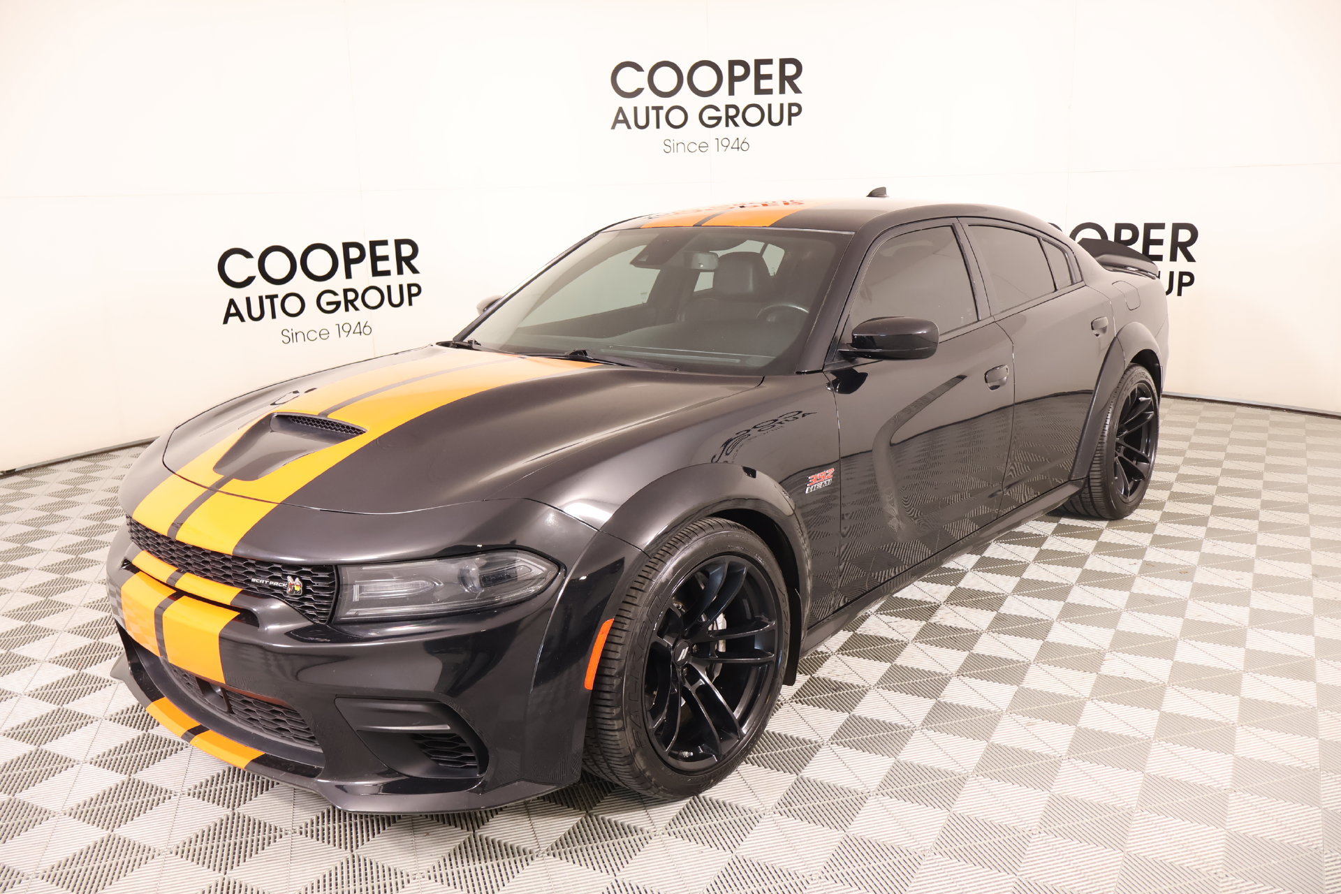 Used 2020 Dodge Charger Scat Pack RWD image 10