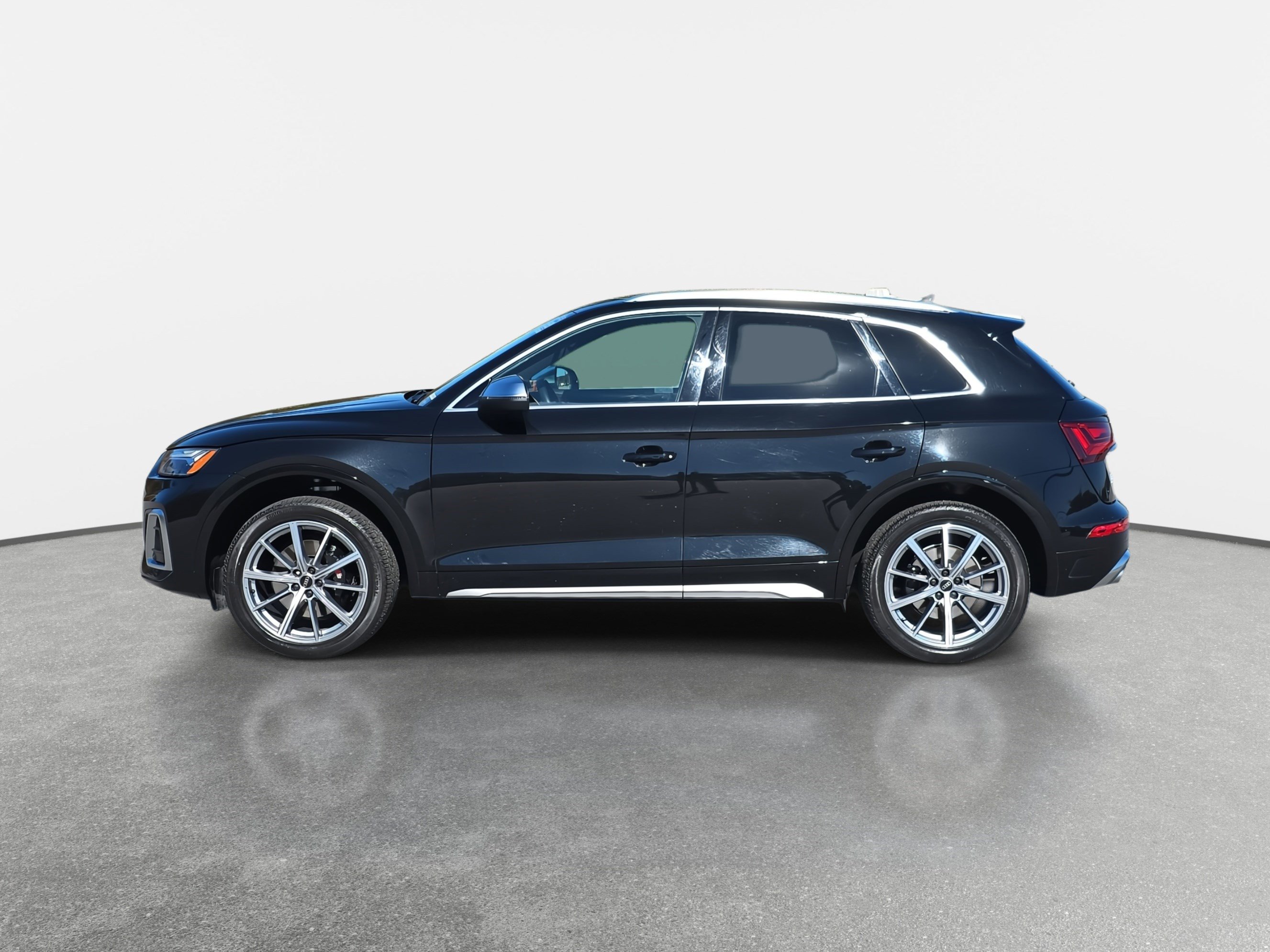 Used 2022 Audi SQ5 Premium Plus w/ Premium Plus Package image 8