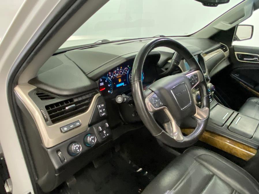 Used 2017 GMC Yukon Denali w/ Open Road Package image 35