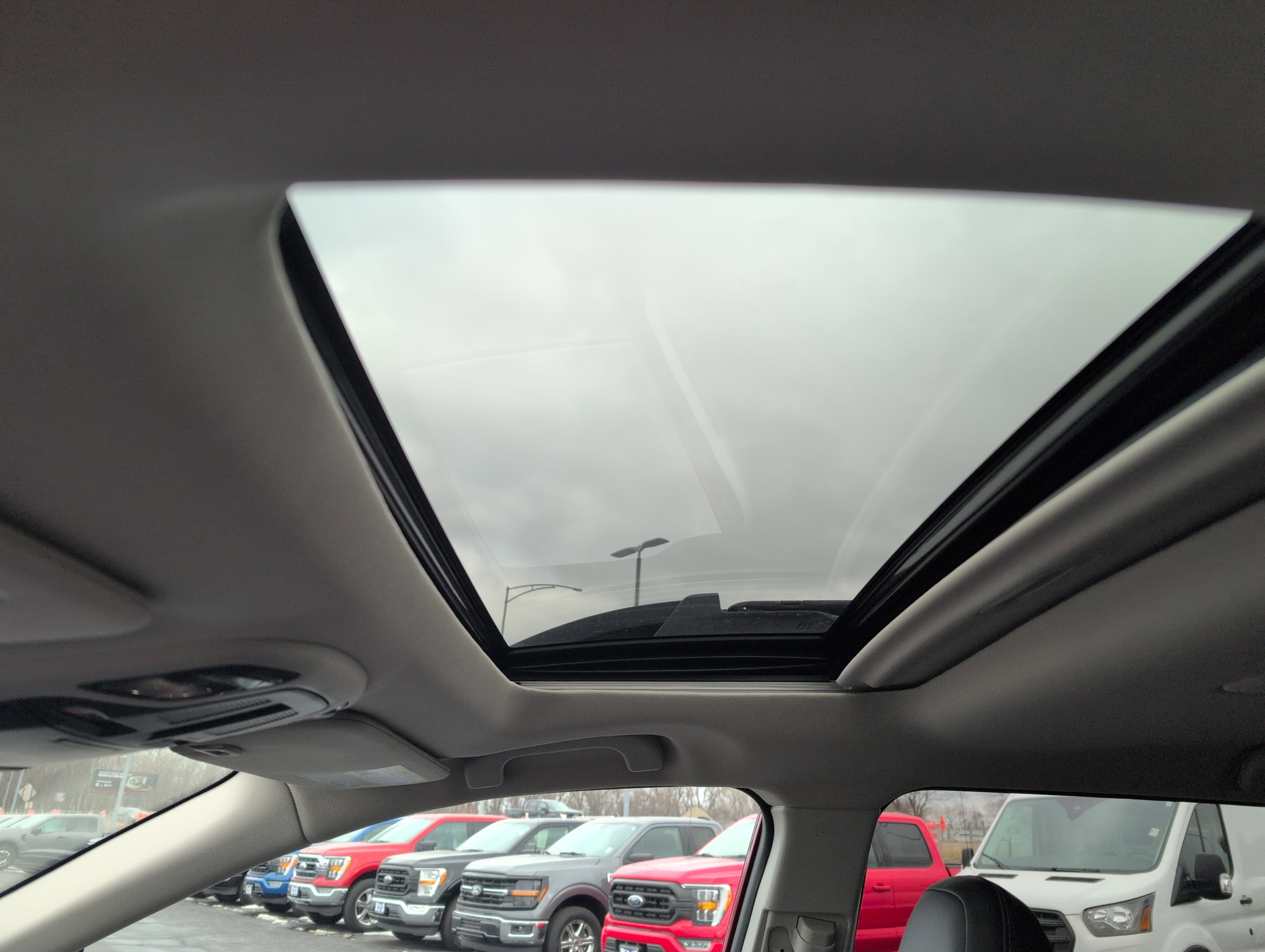 Used 2025 Subaru Outback Limited image 37