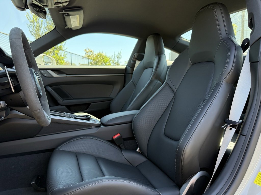 Certified 2024 Porsche 911 Carrera S image 5