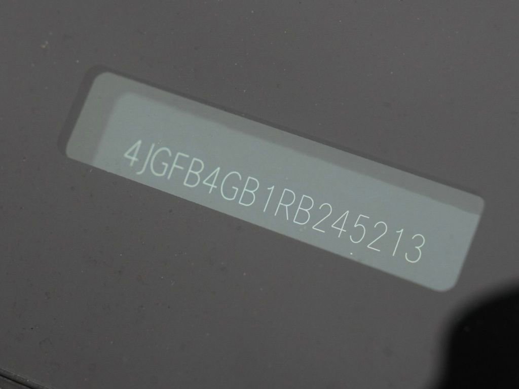 Used 2024 Mercedes-Benz GLE 450e 4MATIC image 25