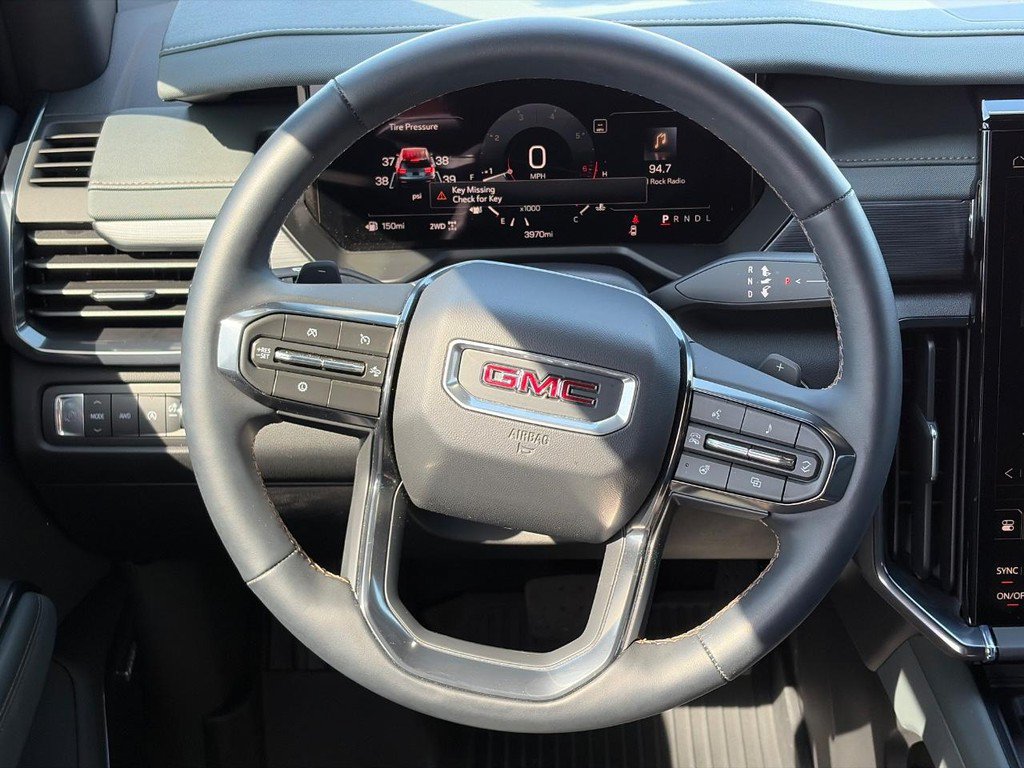 Used 2026 GMC Acadia AT4 w/ Luxury Package AWD/4WD image 13